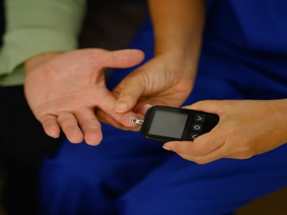 How to Manage Diabetes at Home: A Complete Guide